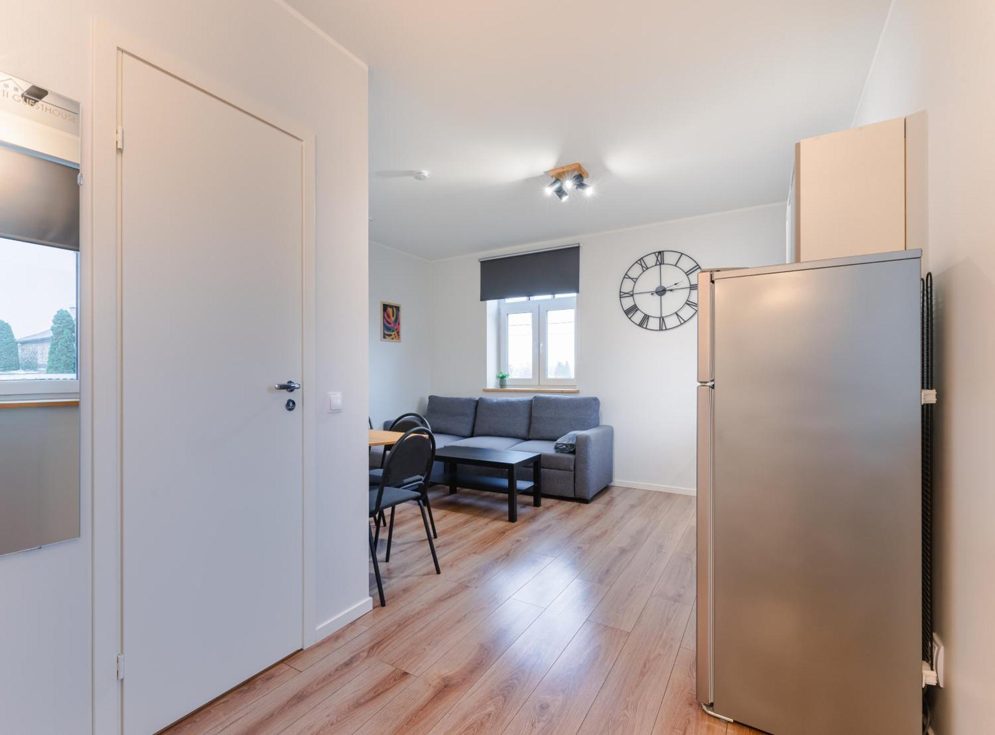 Posti Guesthouse Rakvere Exterior foto